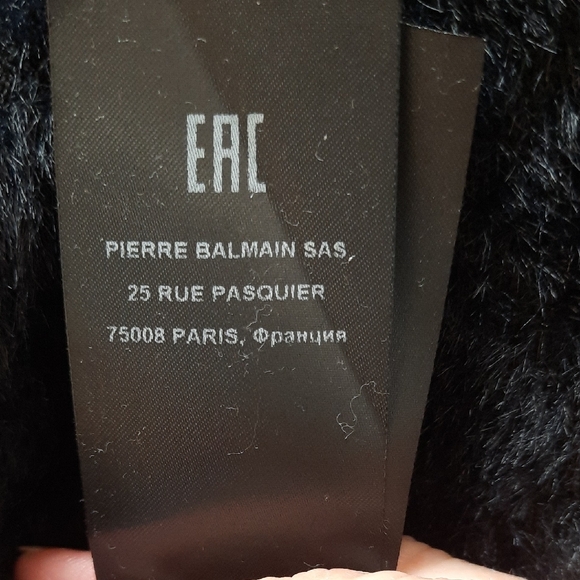 Balmain Black Textured Blazer with Gold Buttons - Picture 9 of 9